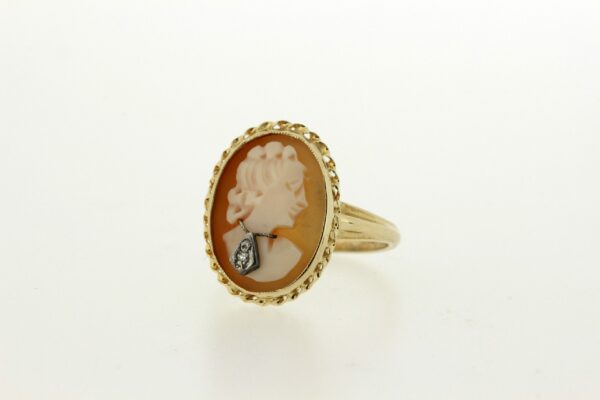Timekeepersclayton 10K Yellow Gold Vintage Cameo Female Figure Carved Ring with Diamond Pendant 1960s 1960 jewelry