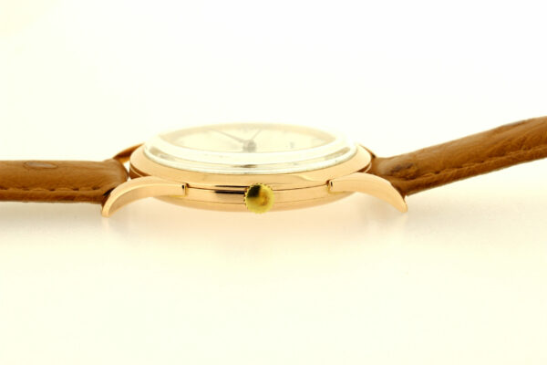 Timekeepersclayton International Watch Co Schaffhausen IWC 18K Yellow Gold Wrist Watch