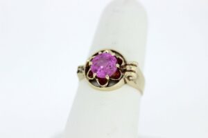 Timekeepersclayton 10K Gold Flower Ring with Large Pink Glass Stone