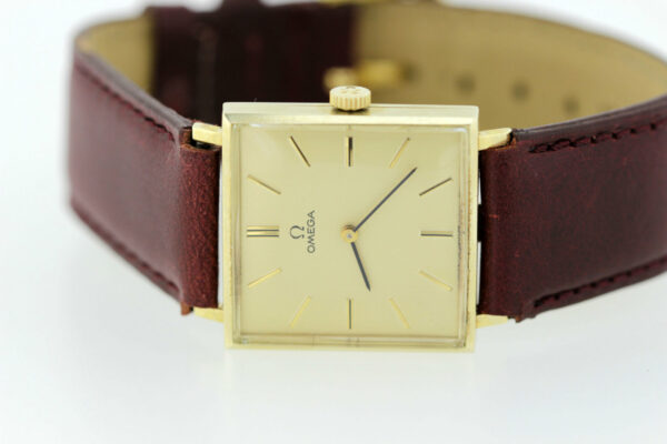 Timekeepersclayton 14K Gold Omega Wrist Watch Square Bezel