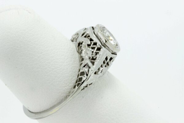 Timekeepersclayton 14K Gold and Diamond Ring with Lattice Pattern and Flowers