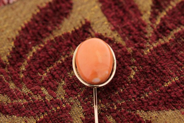 Timekeepersclayton 14K Stick Pin with Oval Coral