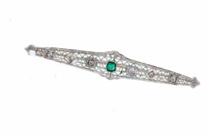 Timekeepersclayton 14K White Gold Filigree Brooch with Emerald and Diamonds