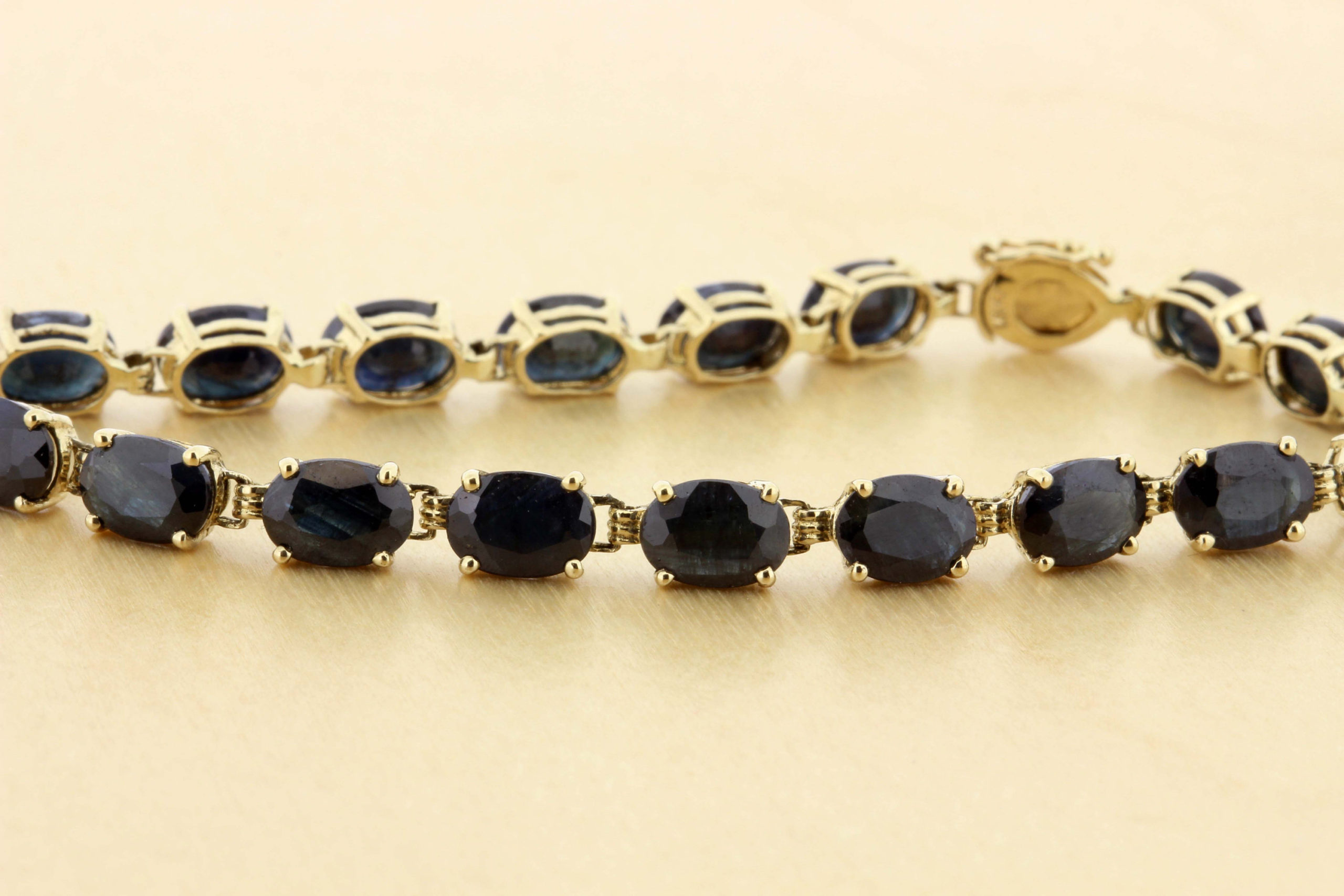 14K Yellow Gold Bracelet with Blue Oval cut Sapphires - Timekeepersclayton