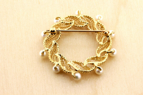 Timekeepersclayton 14K Yellow Gold Twisted Rope Wreath Brooc with Pearls