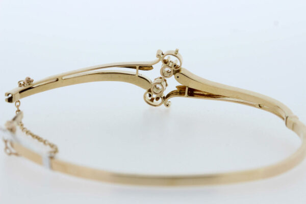 Timekeepersclayton 14K hinged bracelet with Rose cur Diamonds
