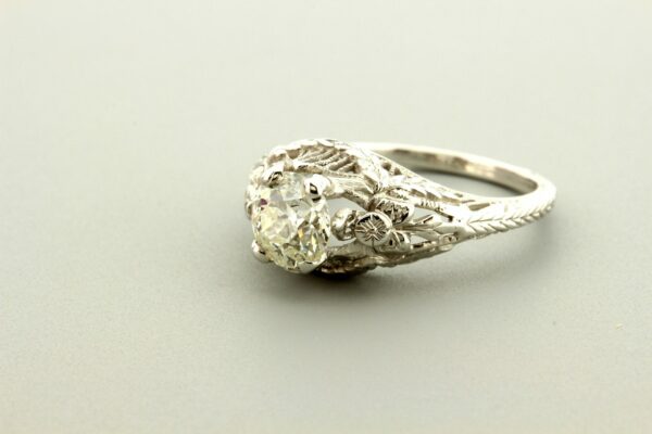 Timekeepersclayton 18K White Gold Vintage Wedding Engagement Ring Vine and Leaf Detail Filigree Milgrain Solitaire Diamond Ring Near One 1 Carat