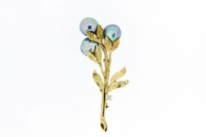 Timekeepersclayton 3 Pearl Flower Brooch Pin