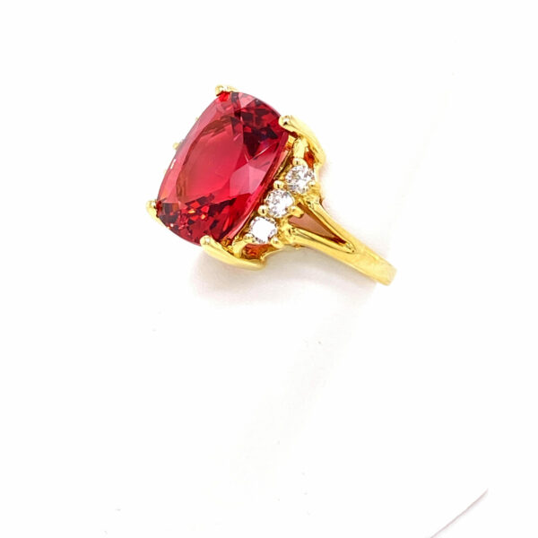 Timekeepersclayton Bold 18K Yellow Gold Pink Tourmaline Ring with White Diamond Accents