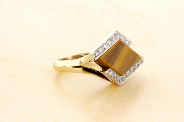 Timekeepersclayton Bold Tiger Eye Ring with Diamond Accents in 14K Yellow Gold