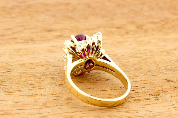 Timekeepersclayton Breathtaking 18K Yellow Gold Oval Cut Ruby with White Baguette Diamonds Ring