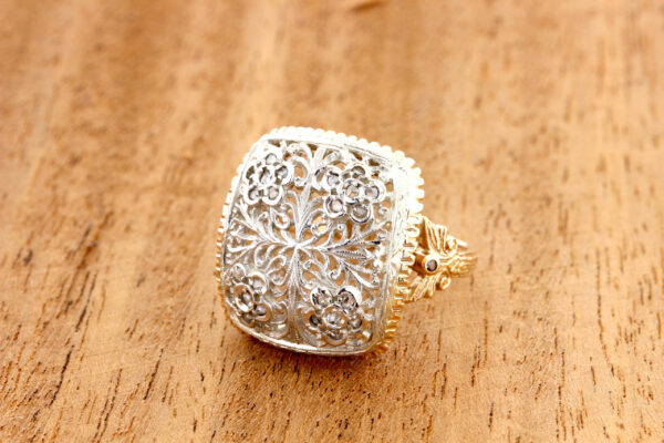 Timekeepersclayton Extraordinary Minecut Diamond Ring 18K Yellow Gold and Sterling Silver Hand Engraved