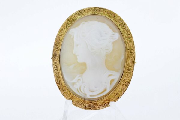 Timekeepersclayton Floral Engraved Female Cameo Brooch Pendant in 14K Yellow Gold