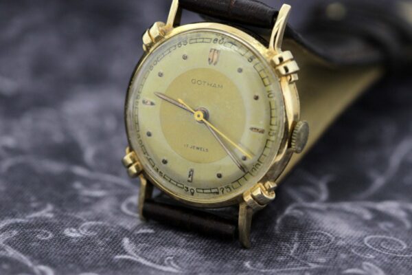 Timekeepersclayton Gotham 14K Gold Wrist Watch