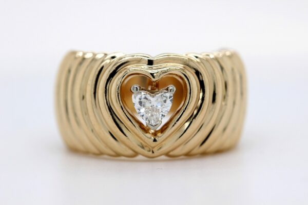 Timekeepersclayton Heart Diamond .30 Carat Diamond Scalloped 14K Yellow Gold Band Ring Valentines day Love Hearts