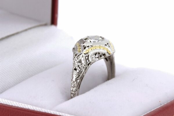 Timekeepersclayton 1920s Vintage 18 K Two Tone Gold Ring with 0.33ct Center Engraved Filigree