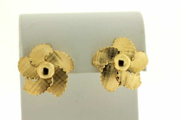 Timekeepersclayton Vintage Engraved Flower Clip on Earrings 14K Yellow Gold