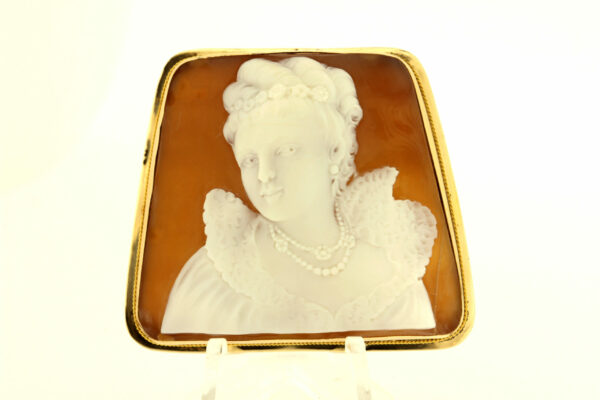 Timekeepersclayton 14K Yellow Gold Convertible Brooch Carved Cameo Elegant Lady looking to the side