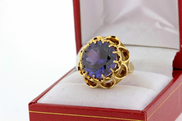 Timekeepersclayton 14K Yellow Gold Synthetic Round Cut Alexandrite 13mm Vintage