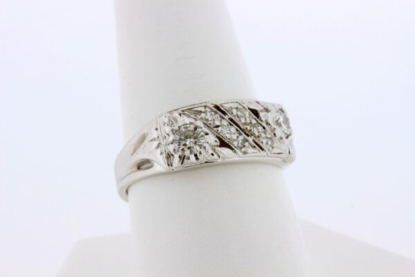 Timekeepersclayton 14K Engraved Dazzling Gold and 0.50ct Total Weight White Diamond Ring