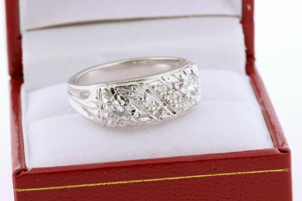 Timekeepersclayton 14K Engraved Dazzling Gold and 0.50ct Total Weight White Diamond Ring