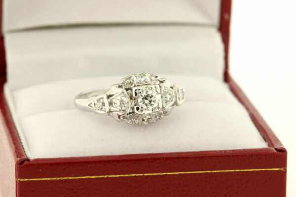 Timekeepersclayton 14K Gold Diamond Wedding Ring with Flowers