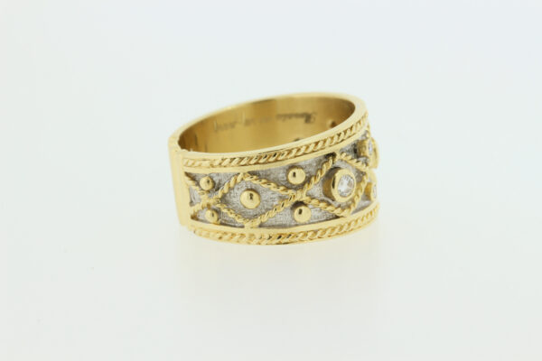 Timekeepersclayton 18K Yellow Gold Yanes Band from Malpica Collection with White Diamonds Ring