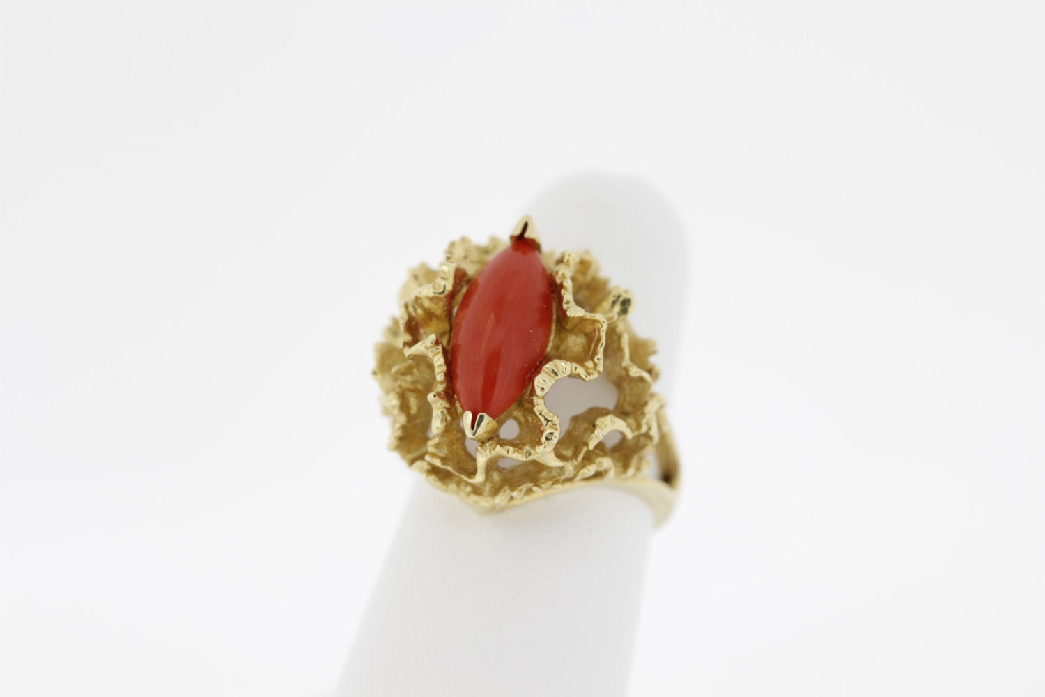 19 Carat Red Coral Art Deco Style Gold Cocktail Ring Estate Fine Jewel -  Coach Luxury
