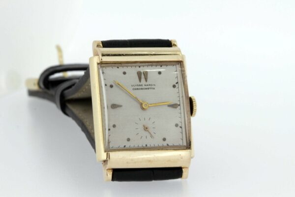 Timekeepersclayton Ulysse Nardin Chronometer 14K gold case Wrist Watch 1940s