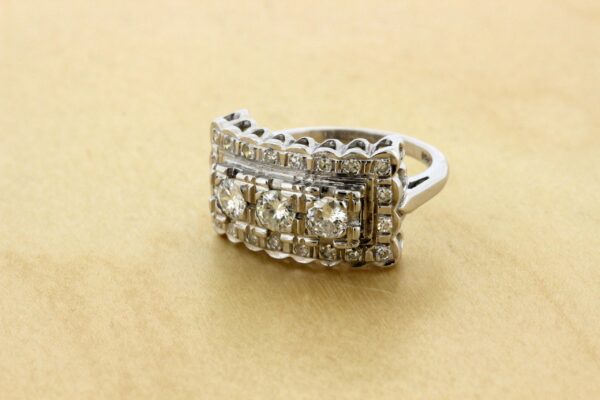 Timekeepersclayton Vintage 14K White Gold Diamond Trio Cluster Ring with Scalloped Edges