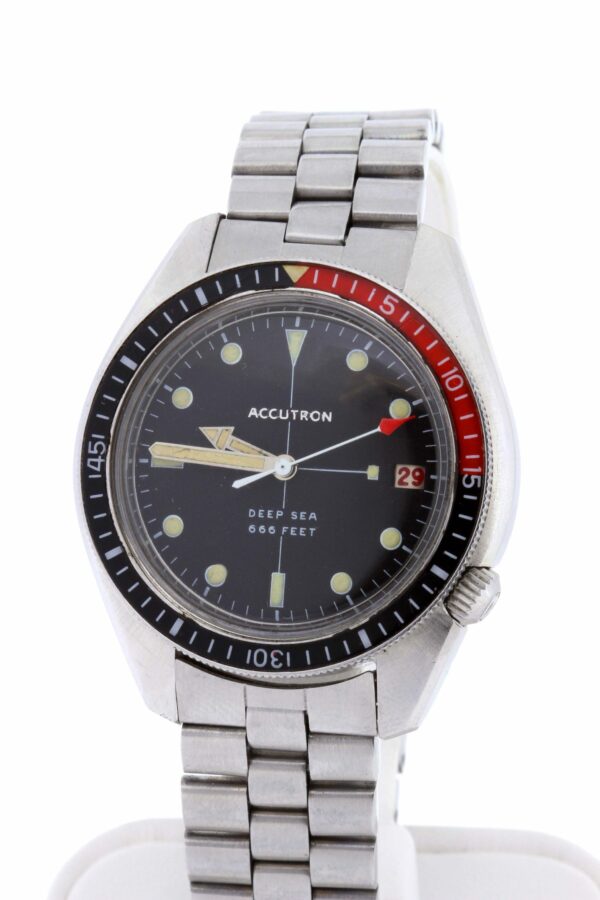 Timekeepersclayton Vintage Bulova Accutron 1960s Deep Sea Coca Bezel Stainless Steel Date Dial Wrist Watch