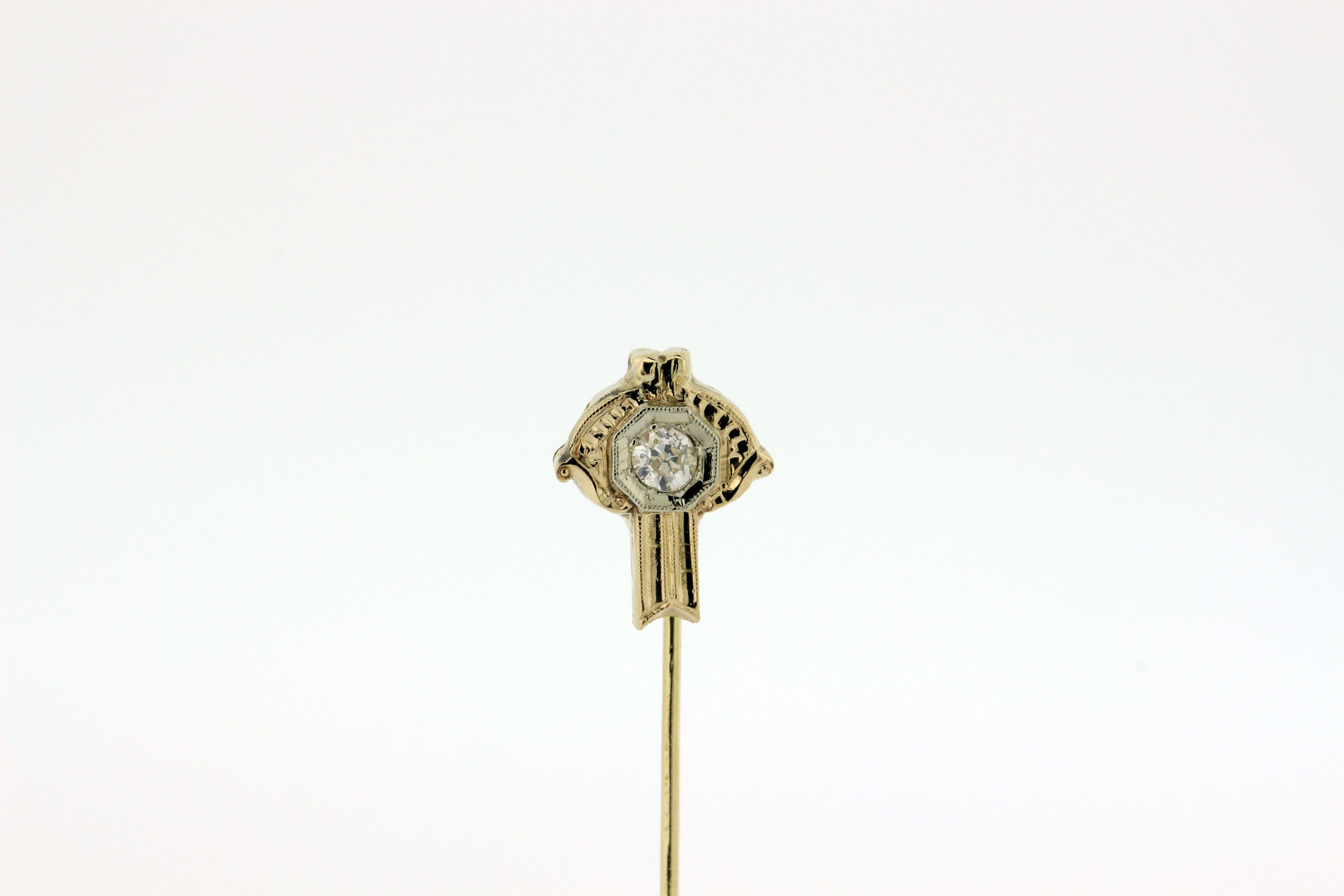 14K Yellow Gold Vintage Round Brilliant Cut Diamond Stick Pin With Ill