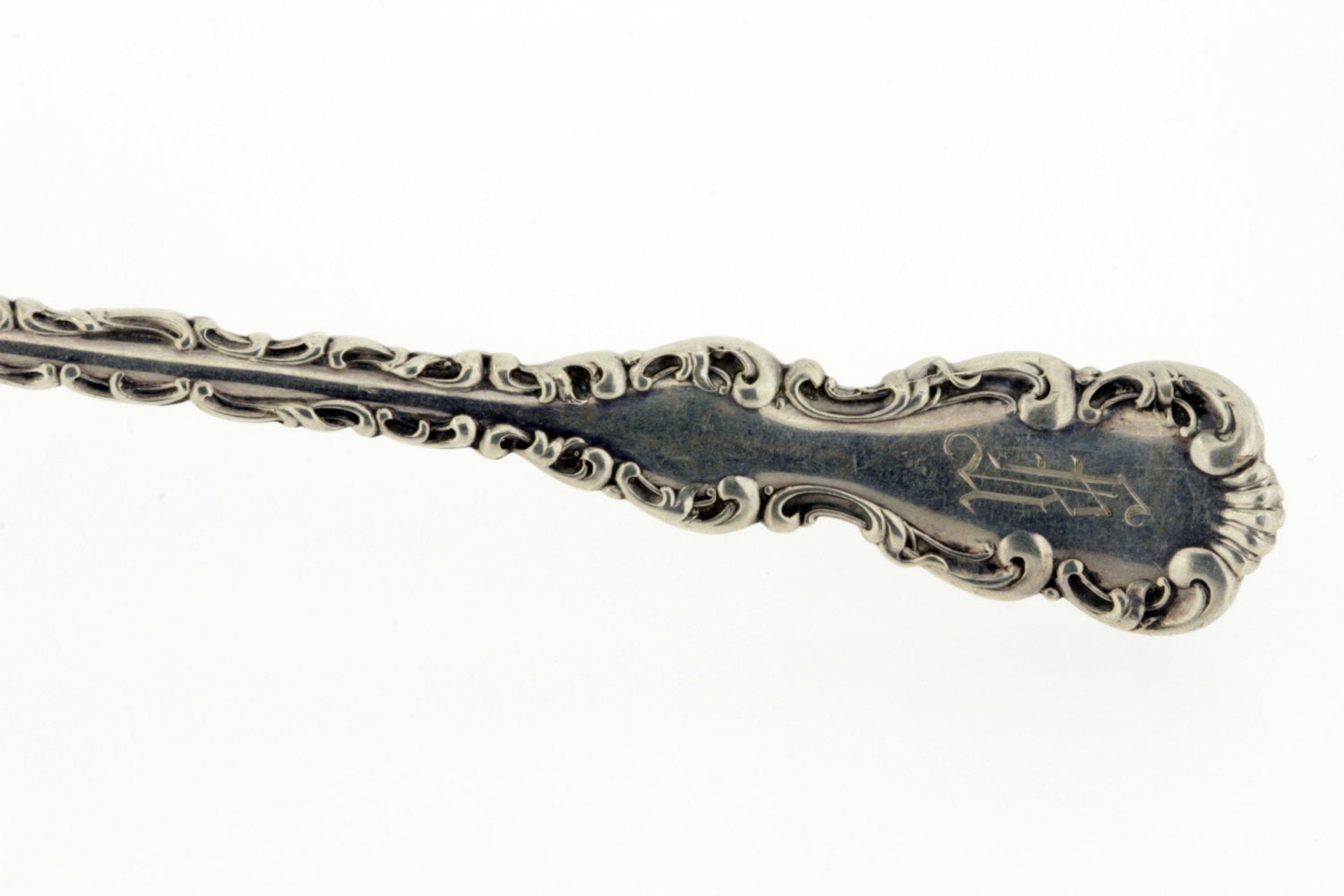 Whiting Louis XV Sterling Silver Olive Fork with Swirls and Scalloped Edges  - Timekeepersclayton
