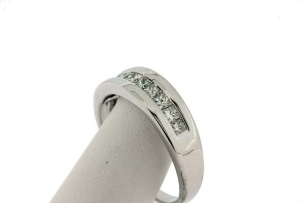 Timekeepersclayton 14K White Gold Princess Cut Diamond ring Channel Set