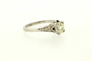 Vintage 1.08 Carat Diamond Platinum Wedding Engagement Ring